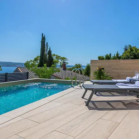 Beautiful In * Crikvenica